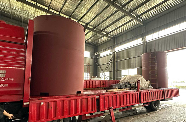 兩臺大功率氣體分解爐發(fā)往江蘇!